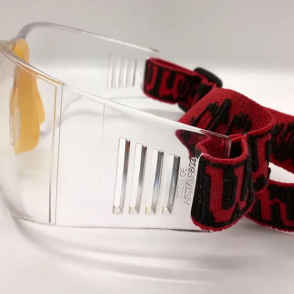 Wilson lynx protective